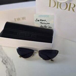 MISSDIOR sunglasses